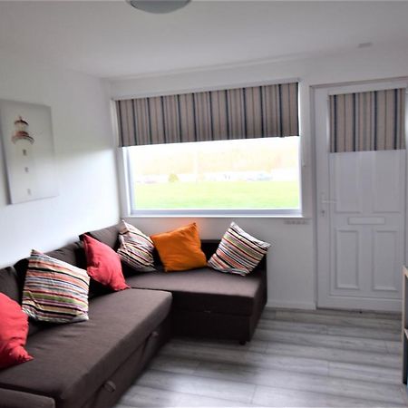 Chalet 56 Sandown Bay Holiday Centre Generous Money Off Ferry Crossing & Special Offer Until End Of June, September And Halloween Deals Now On Экстерьер фото