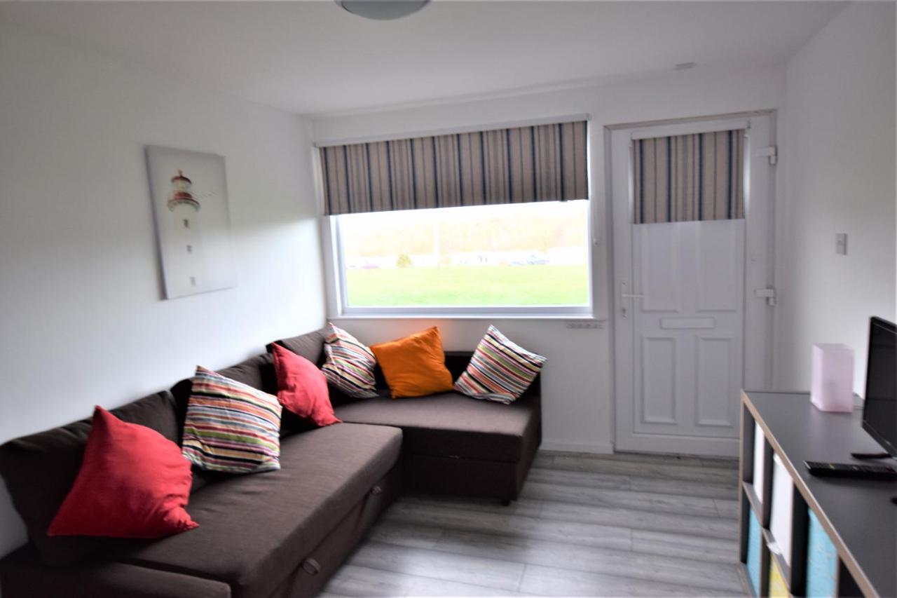 Chalet 56 Sandown Bay Holiday Centre Generous Money Off Ferry Crossing & Special Offer Until End Of June, September And Halloween Deals Now On Экстерьер фото