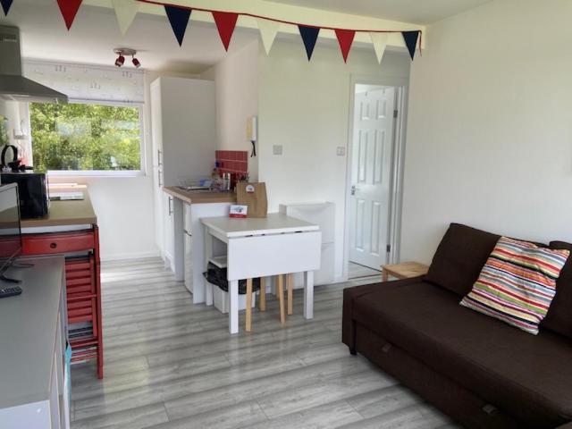 Chalet 56 Sandown Bay Holiday Centre Generous Money Off Ferry Crossing & Special Offer Until End Of June, September And Halloween Deals Now On Экстерьер фото